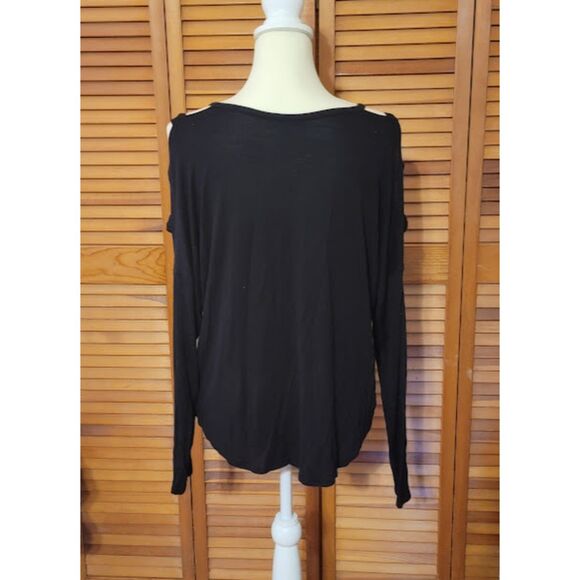 Zenana Outfitters Medium Black Long Sleeve Shirt - Picture 3 of 8